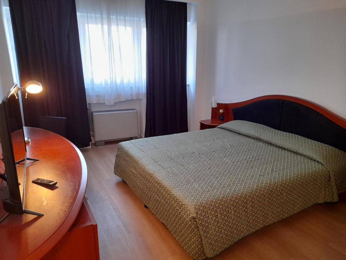 Hotel Donizetti 랄리오 외부 사진