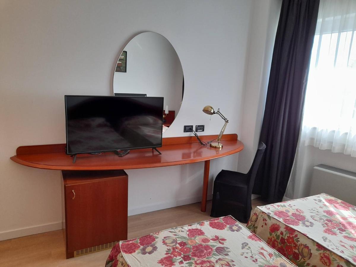 Hotel Donizetti 랄리오 외부 사진