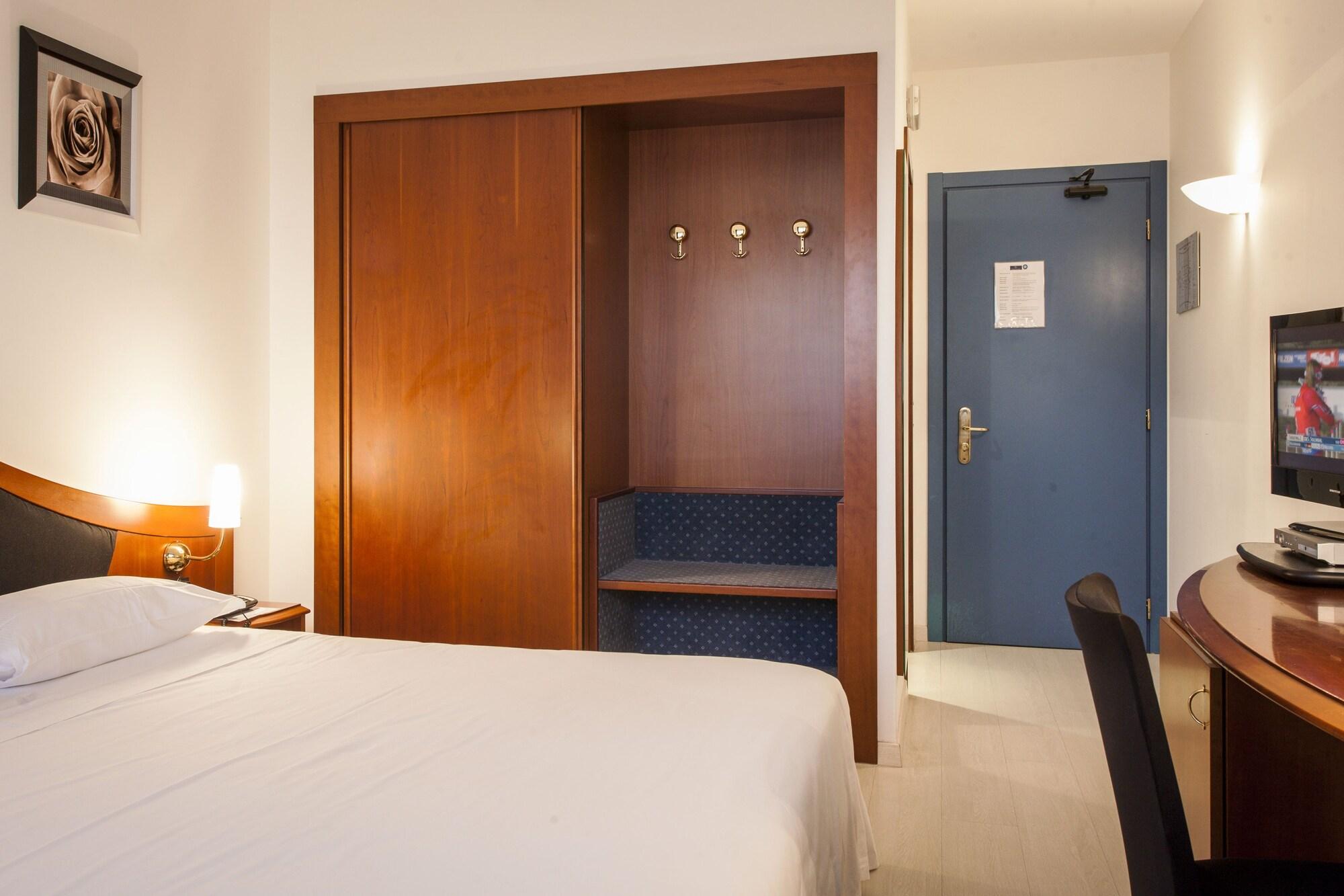 Hotel Donizetti 랄리오 외부 사진